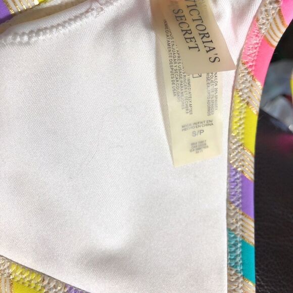 Victoria’s Secret Bikini Top - Picture 5 of 5